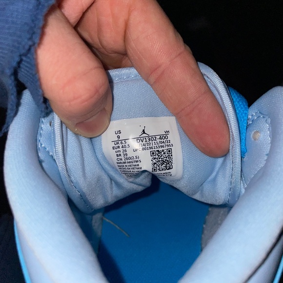 Nike Air Jordan 1 Retro Mid SE “Ice Blue/Powder Blue” 2023 - Picture 5 of 5